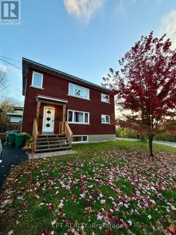 970 GREGG STREET, Ottawa, Ontario K1V6H6
