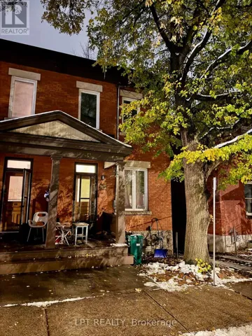 342 SUNNYSIDE AVENUE, Ottawa, Ontario K1S0S1