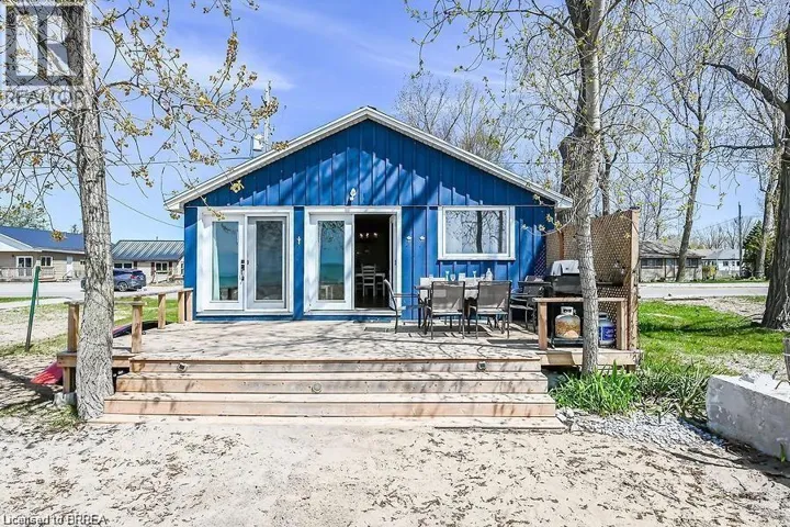 57 ERIE Boulevard, Long Point, Ontario N0E1M0