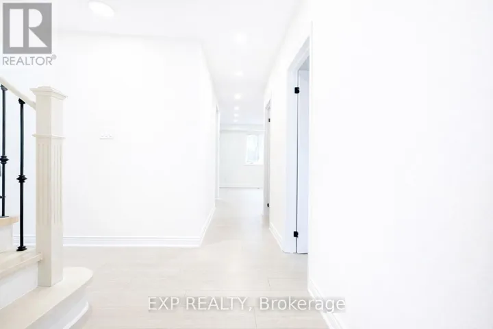 UPPER - 384 WESTWOOD DRIVE, Kitchener, Ontario N2M2L6