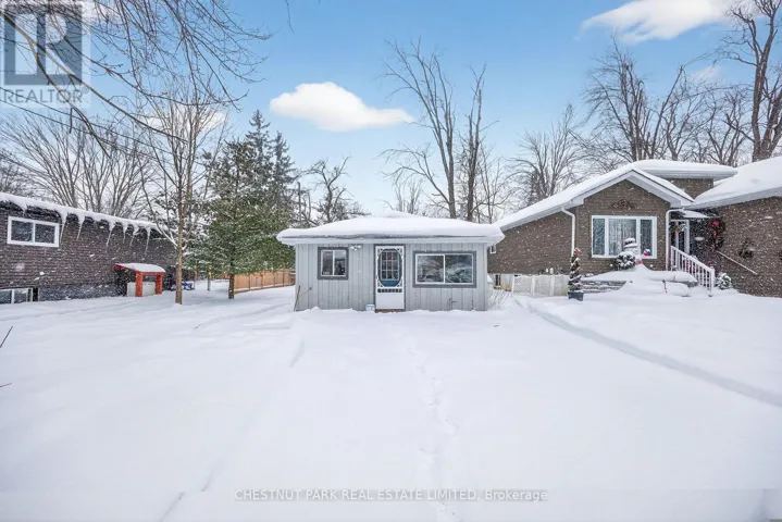 3410 BEACHVIEW AVENUE, Severn (West Shore), Ontario L0K1G0