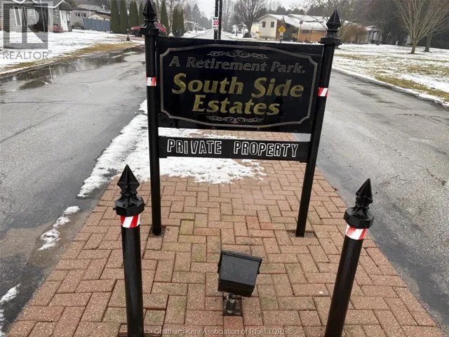 22220 Charing Cross ROAD, Chatham, Ontario N7M5V8