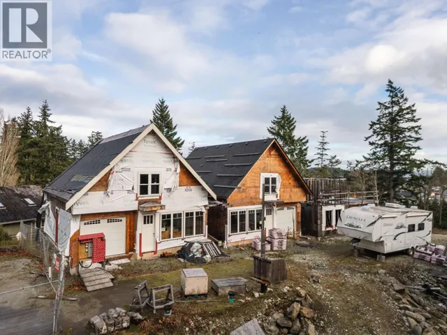 107 ATKINS ROAD, Salt Spring Island, British Columbia V8K2X6