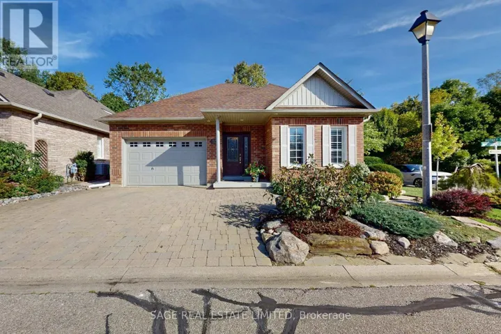 30 NAILSWORTH CRESCENT, Caledon (Caledon East), Ontario L7C1R3