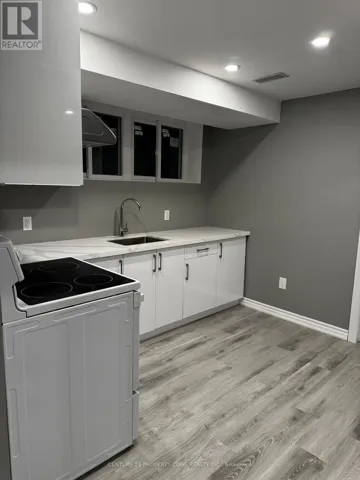 148 SKYHARBOUR DRIVE, Brampton (Bram West), Ontario L6Y0C1