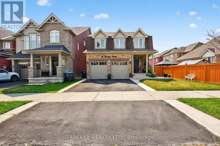 30 LEARMONT AVENUE, Caledon, Ontario L7C3N3