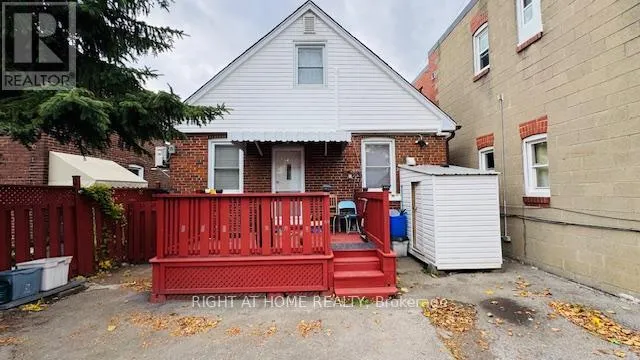 349 KIPLING AVENUE, Toronto (New Toronto), Ontario M8V3K6