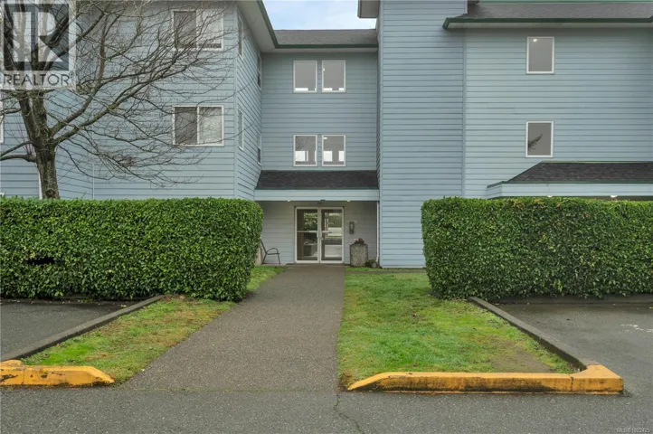 205A 698 Aspen Rd, Comox, British Columbia V9M3S9