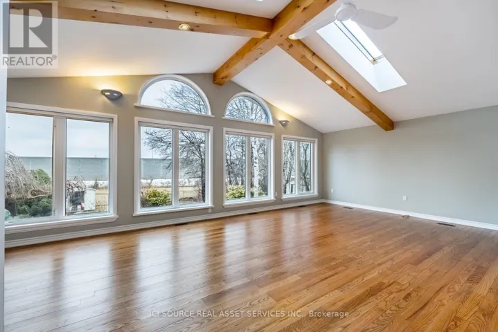 UPPER - 152 MICHAEL BOULEVARD, Whitby (Lynde Creek), Ontario L1N5Z2