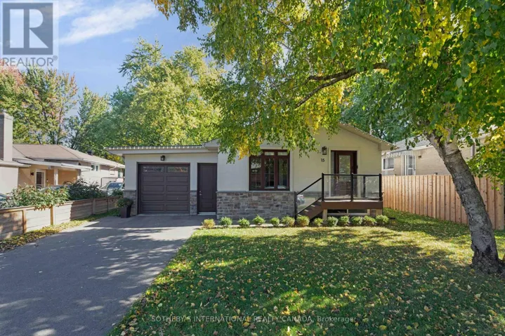 15 WENDERLY DRIVE, Aurora (Aurora Village), Ontario L4G1V2