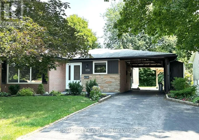 139 CARLSON DRIVE, Newmarket (Gorham-College Manor), Ontario L3Y3H1