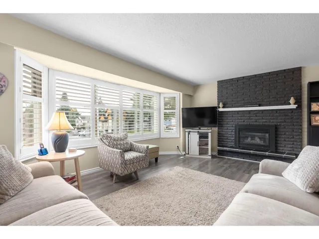 11245 78A AVENUE, Delta, British Columbia V4C1P4