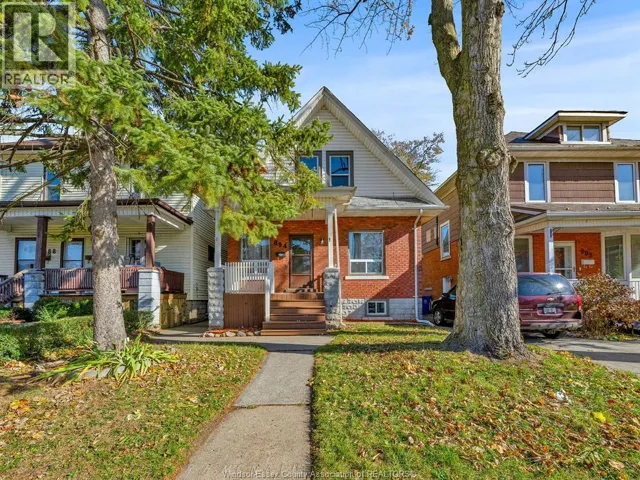 894 DOUGALL, Windsor, Ontario N9A4R1