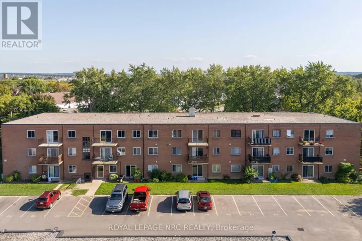 34 - 456 CARLTON STREET, St. Catharines (Facer), Ontario L2M4X1