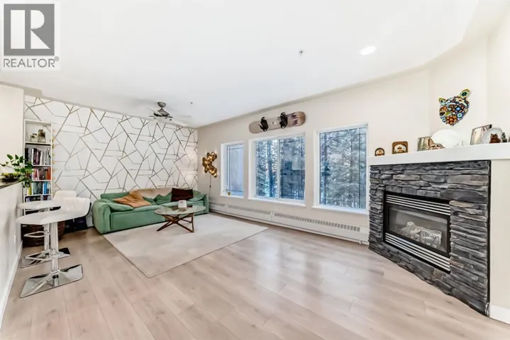 114, 30 Discovery Ridge Close SW, Calgary, Alberta T3H5X5