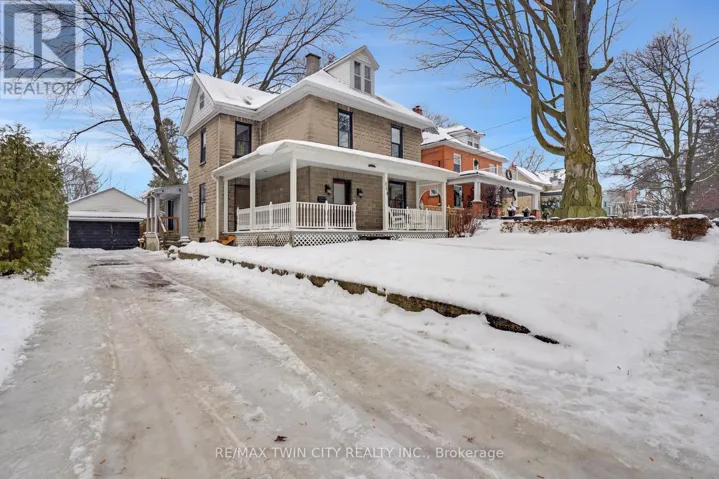 854 QUEENSTON ROAD, Cambridge, Ontario N3H3K5