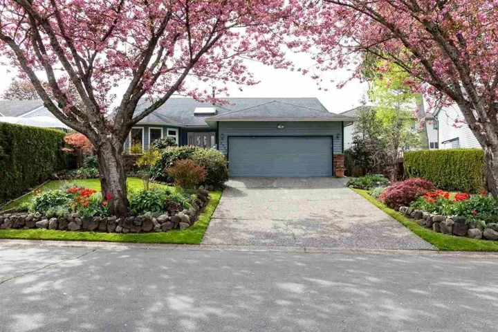 12905 65 AVENUE, Surrey, British Columbia V3W9H4