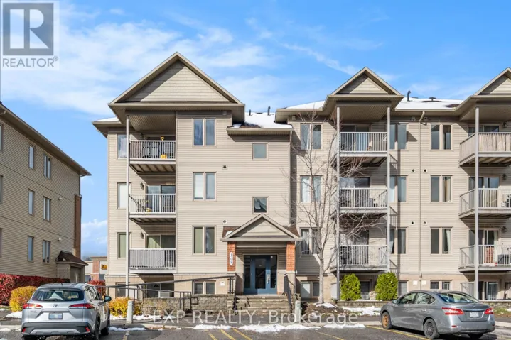 2 - 305 CRESTHAVEN DRIVE, Ottawa, Ontario K2G4R5