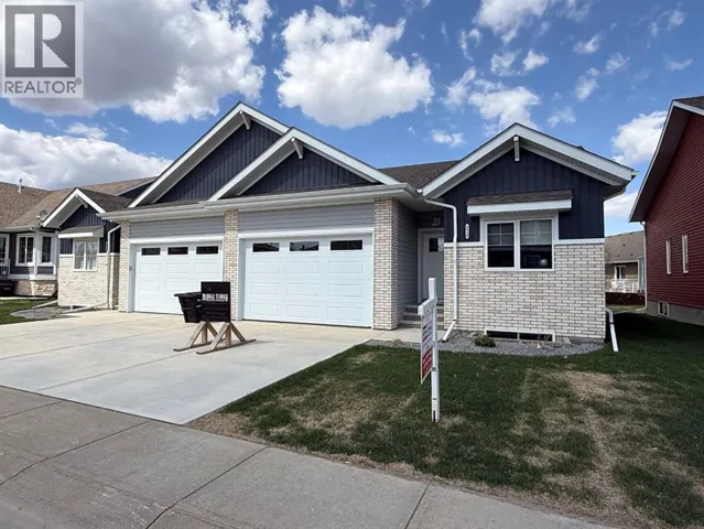 4930 Beardsley Avenue, Lacombe, Alberta T4L0G4