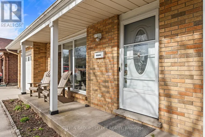 20 LOCHERN ROAD, London South (South T), Ontario N5Z4L6
