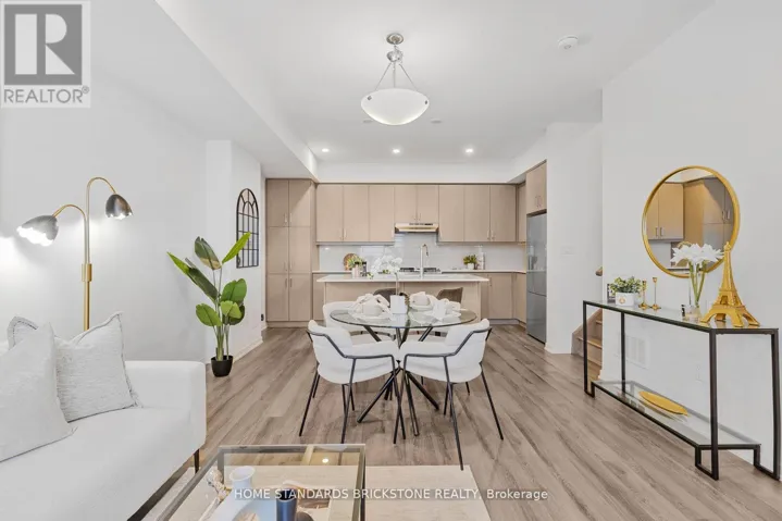 366 - 90 HONEYCRISP CRESCENT, Vaughan (Vaughan Corporate Centre), Ontario L4K0N7