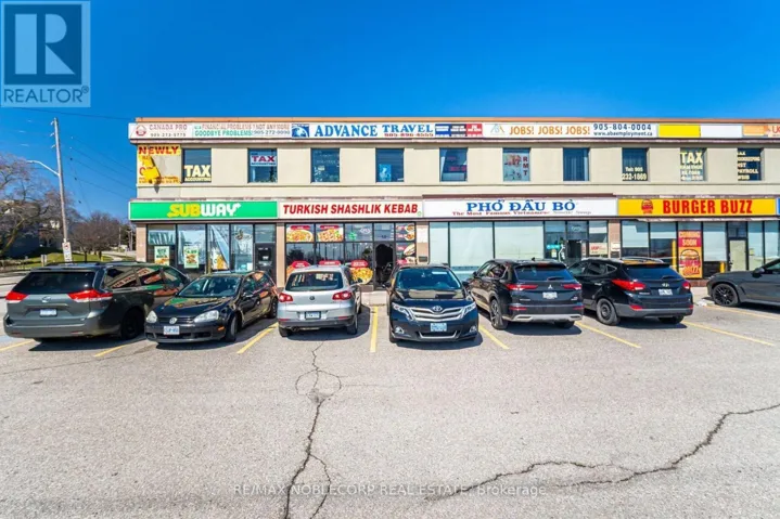 10 - 1125 DUNDAS STREET E, Mississauga (Applewood), Ontario L4Y2C4