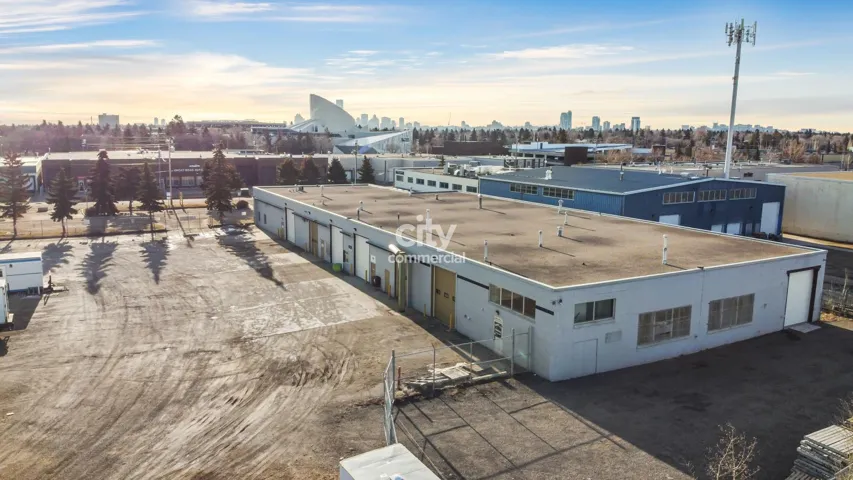 11320 143 Street NW, Edmonton, Alberta T5M1V5