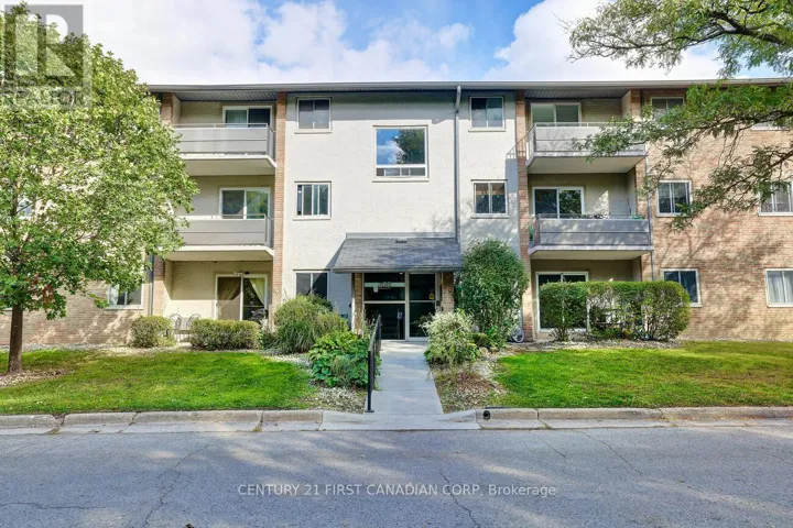 8 - 675 WONDERLAND ROAD S, London South (South M), Ontario N6K1M1