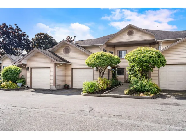 30 6140 192 STREET, Surrey, British Columbia V3S7V7