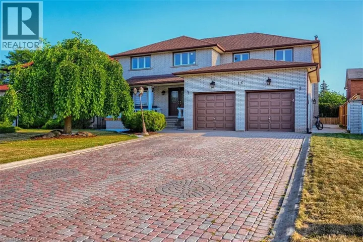 16 VOGUE Court, Stoney Creek, Ontario L8E4T3