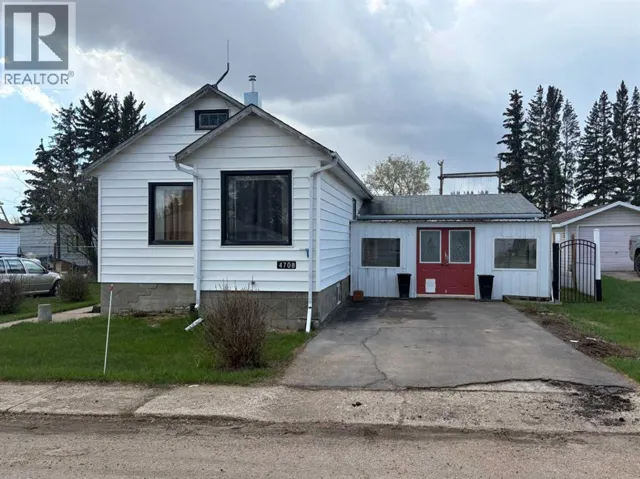 4708 50 Street, Myrnam, Alberta T0B3K0