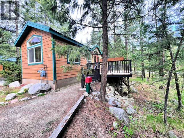 4835 Paradise Valley Drive Unit# 9, Peachland, British Columbia V0H1X3