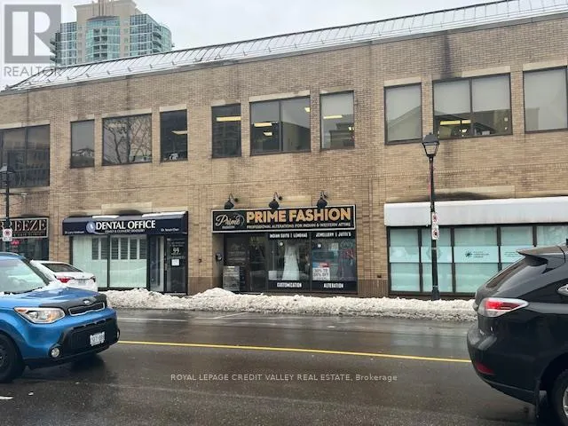 3 - 1 NELSON STREET W, Brampton (Downtown Brampton), Ontario L6X3E4