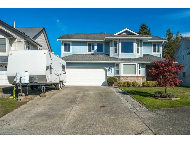 5240 197A STREET, Langley, British Columbia V3A7X9
