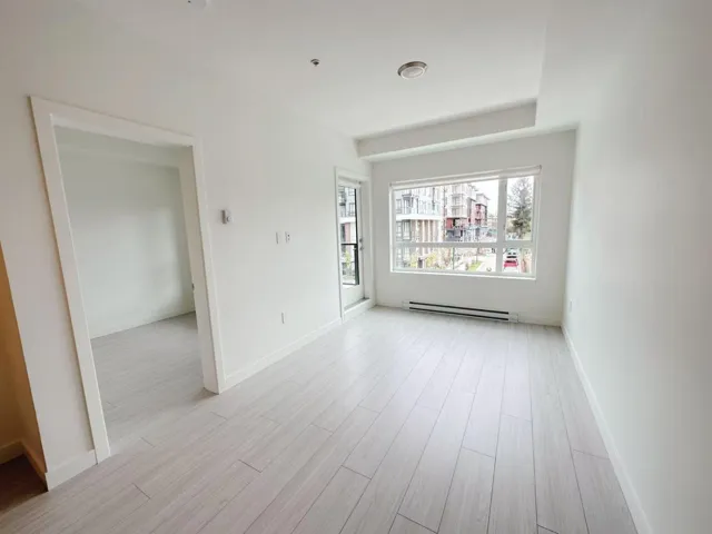 302 10777 138 STREET, Surrey, British Columbia V3T0T5