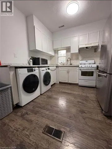 374 LAUREL Street Unit# 2, Cambridge, Ontario N3H3Y8