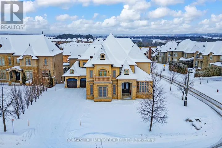 123 CARISBROOKE CIRCLE, Aurora (Bayview Southeast), Ontario L4G0K4