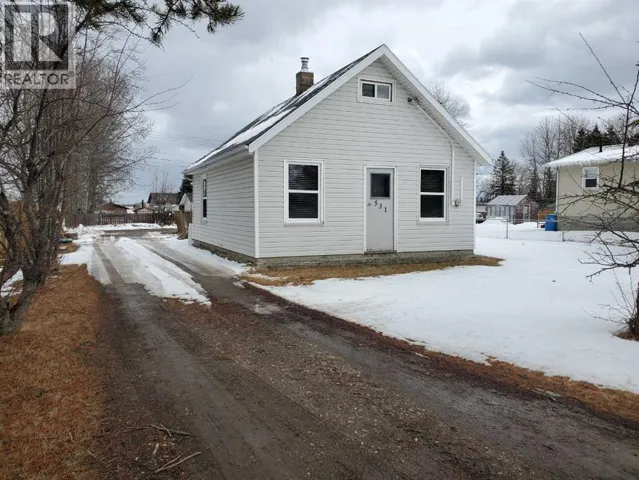 531 65 Street, Edson, Alberta T7E1M2
