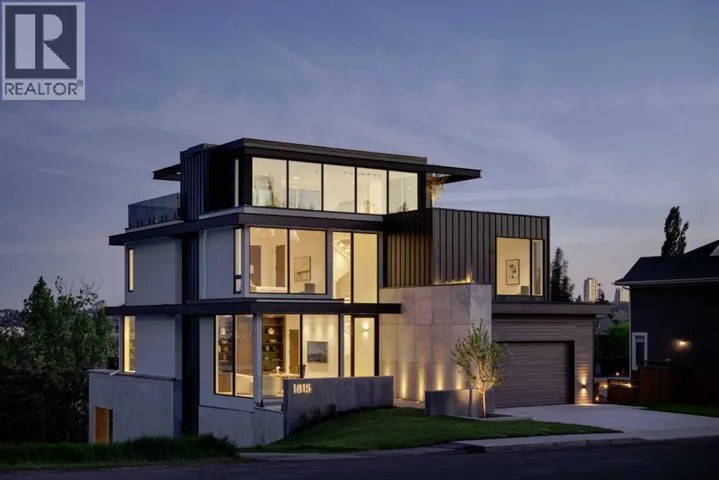 1815 11 Avenue NW, Calgary, Alberta T2N1H4