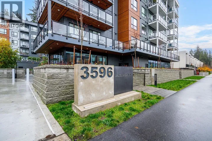 422 3596 MALSUM DRIVE, North Vancouver, British Columbia V7G0B2