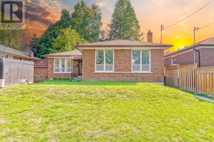 30 MELCHIOR DRIVE, Toronto (West Hill), Ontario M1E3W5