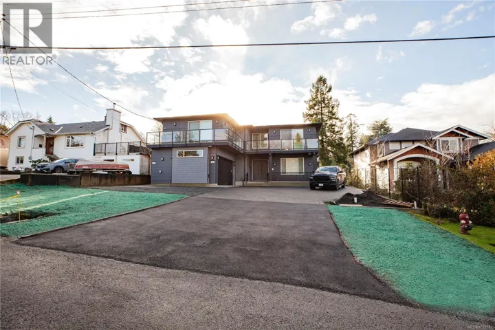 741 Snowdrop Ave, Saanich, British Columbia V8Z2N3