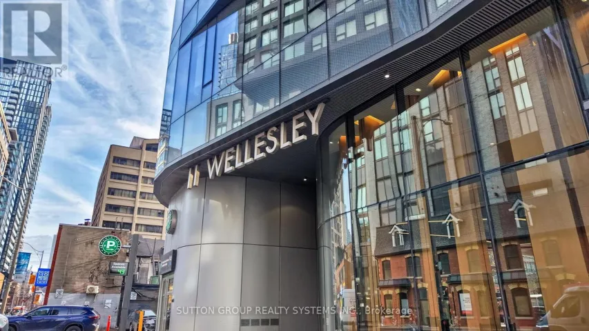 4707 - 11 WELLESLEY STREET W, Toronto (Bay Street Corridor), Ontario M4Y0G4