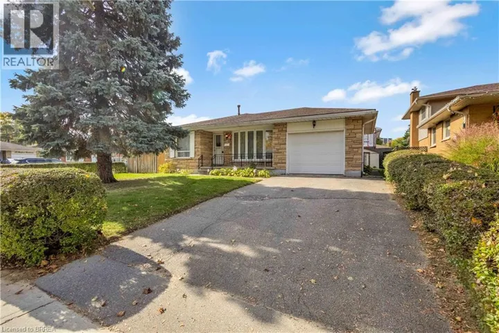 14 BURDOCK Boulevard, Brantford, Ontario N3R6B6