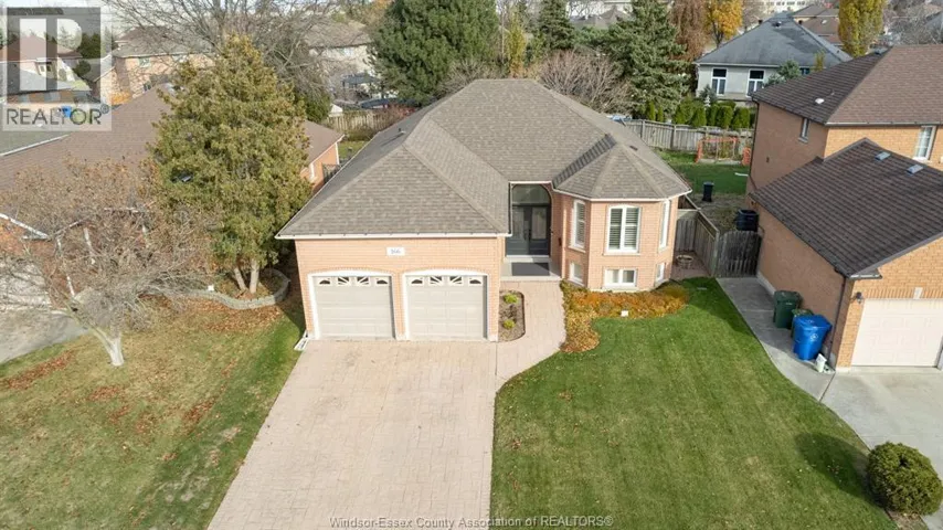 166 EVELEIGH CRESCENT, Windsor, Ontario N9E4M2