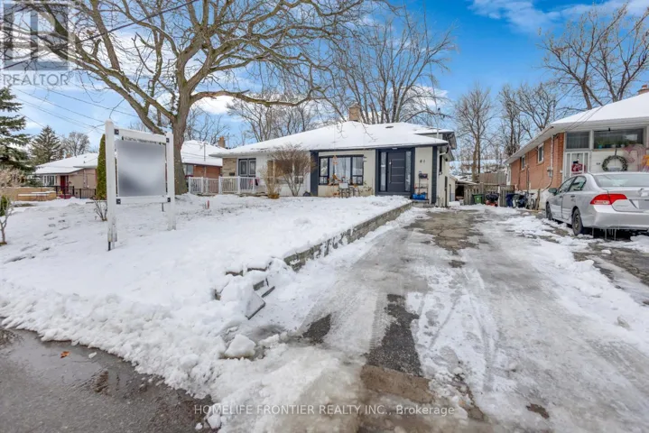 61 SUNDIAL CRESCENT, Toronto (Victoria Village), Ontario M4A2J7