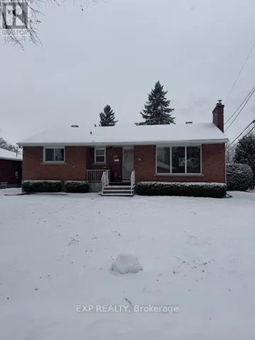 2243 MIRAMICHI STREET, Ottawa, Ontario K2C0Z1