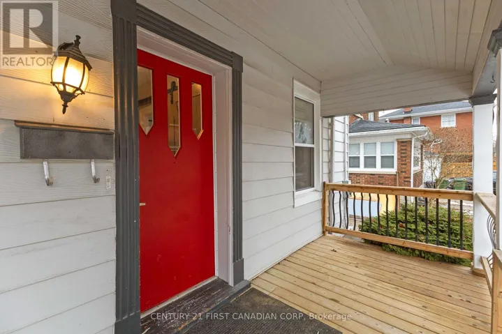 23 MITCHELL STREET, St. Thomas, Ontario N5R2T6