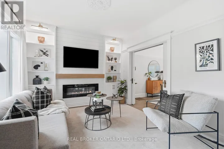 7 JUNIPER AVENUE, Toronto (The Beaches), Ontario M4L1S1