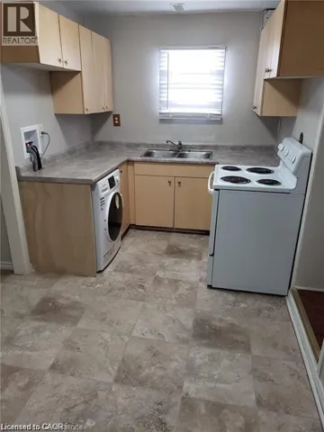 205 KENILWORTH Avenue N Unit# 1, Hamilton, Ontario L8H4S3